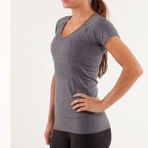 Lululemon Run: Swiftly Tech V Neck